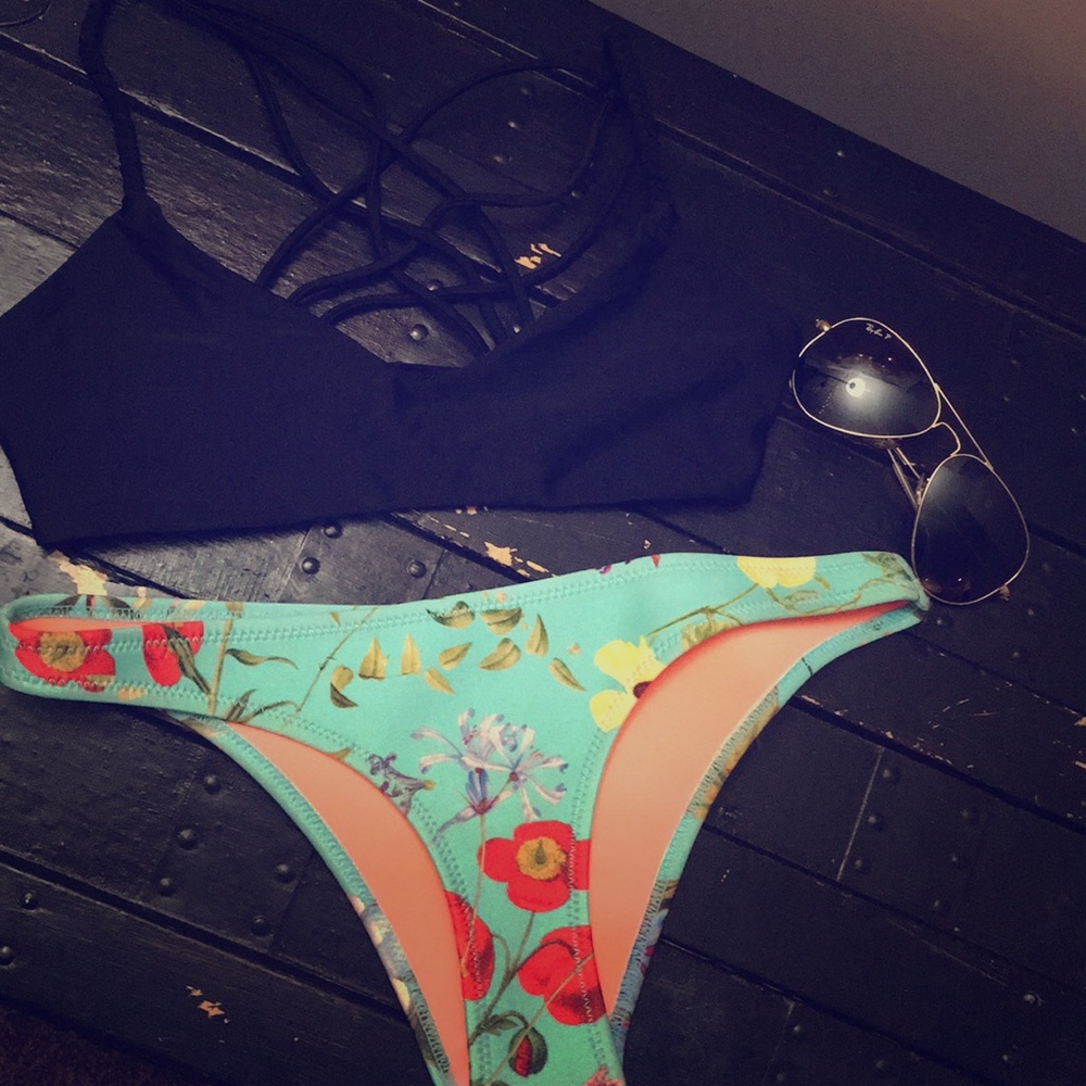 Black Braided Strappy Bikini Top